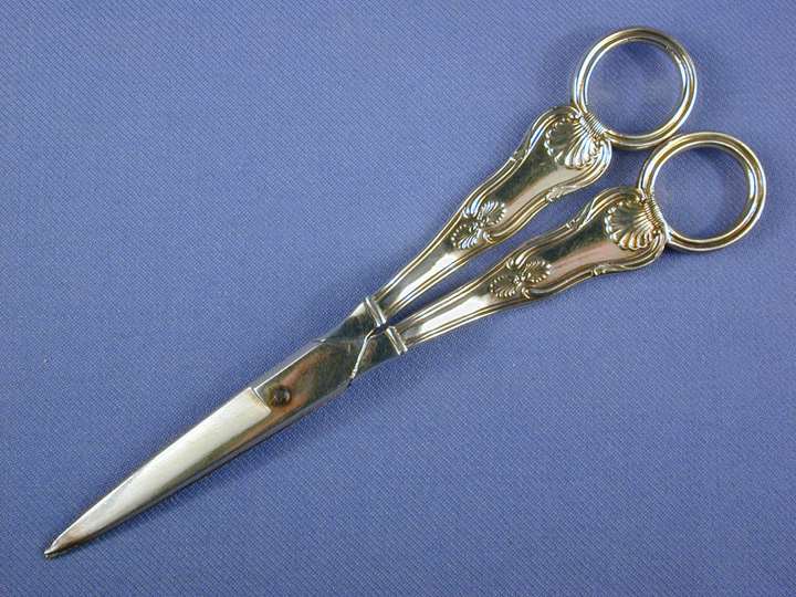 Pair of George III silver gilt grape scissors
